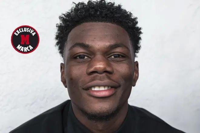 星空体育官方网站-楚阿梅尼：我对阿隆索非常满意，他与安切洛蒂都是伟大的教练