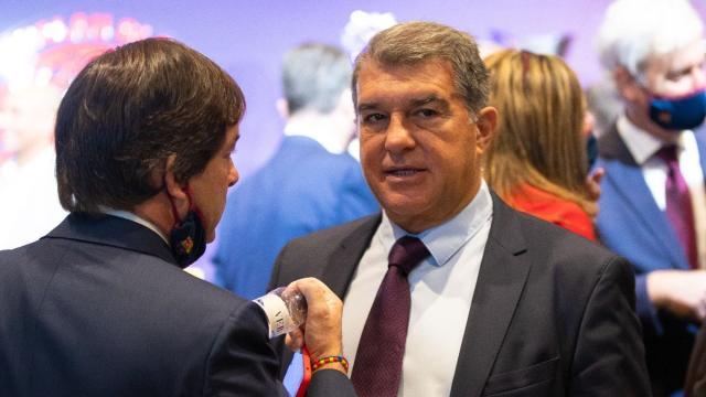 巴萨输球令拉波尔塔震怒 回程航班上决定解雇科曼