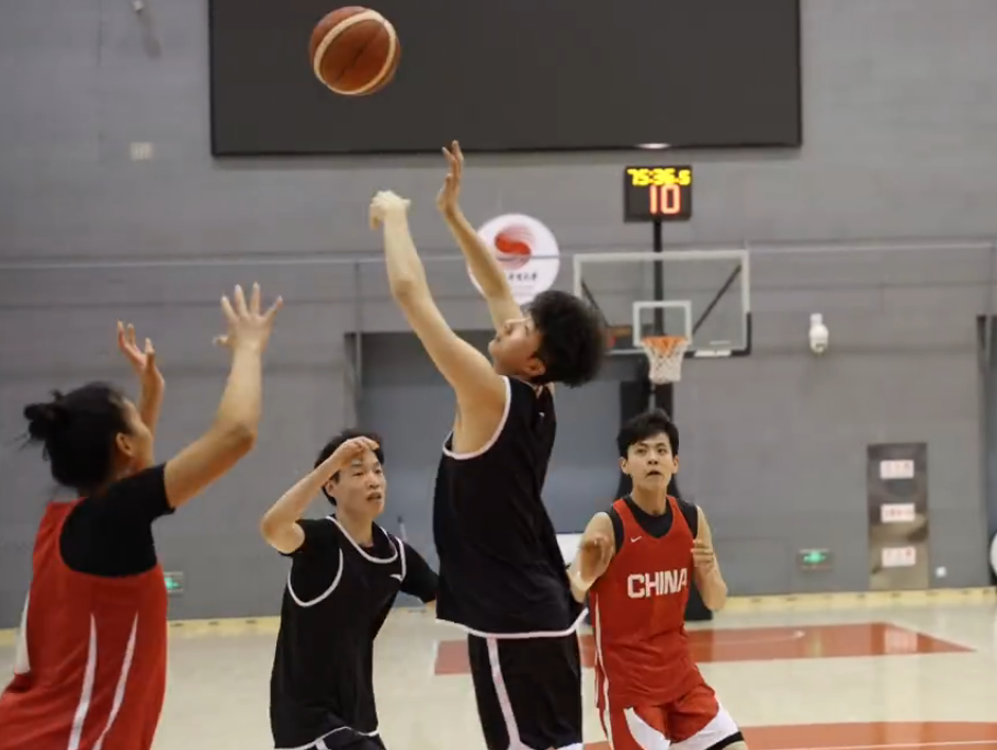 星空体育首页-效仿男篮！中国女篮春节未放假集训 备战女篮世界杯资格赛