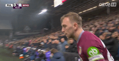 星空体育APP-西汉姆联客场1-0富勒姆，莱诺出击失误，萨默维尔破僵制胜