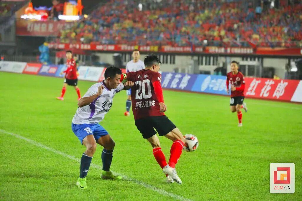 星空体育首页-鏖战在即,自贡队何以笑傲川超?快来聊聊——