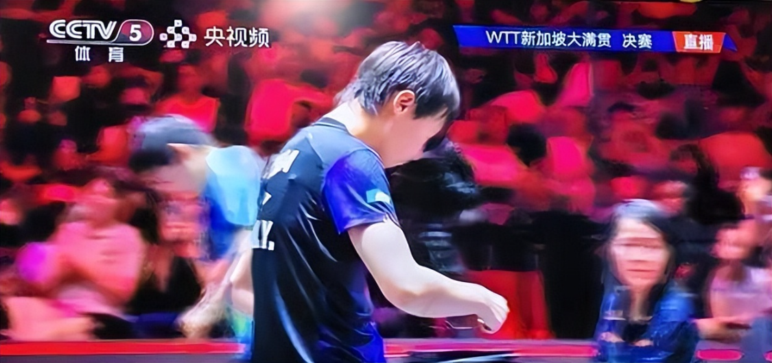 星空体育官方网站-输球还不到24小时，恶心的事出现了，原来王曼昱和陈梦处境一样