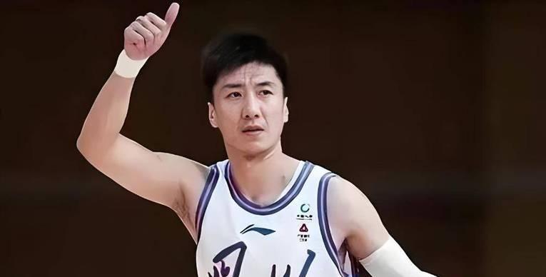 广东男篮为什么能大胜四川？杜锋毫不客气说出原因，说得太实在